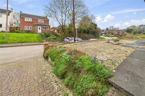 Drive/Front Garden