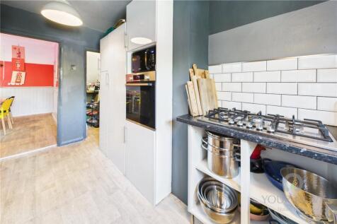 Kitchen/Pantry
