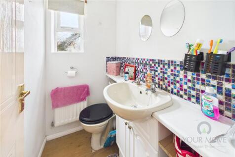 Cloakroom/Wc