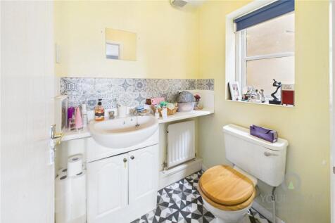 Ensuite Shower Room