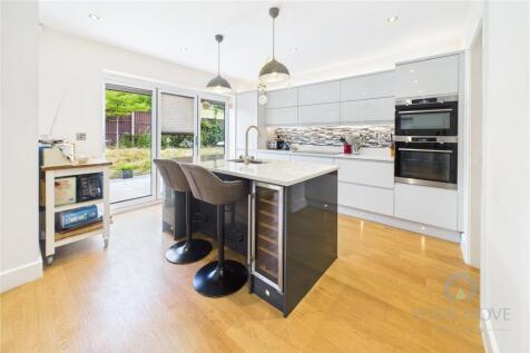 Kitchen/Family/Diner