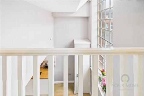 Mezzanine Landing