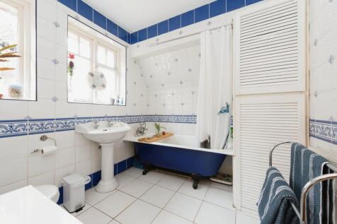 Bathroom W/C