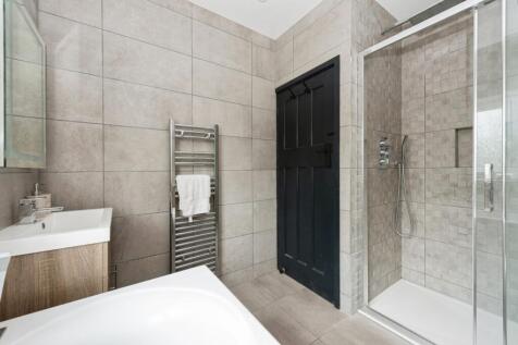 Bathroom/Shower