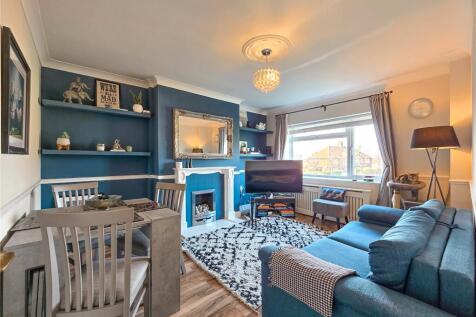 Living &amp; Dining Room