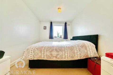 #yourmovedartford