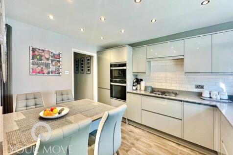#yourmoveswanley
