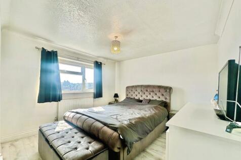 #yourmoveswanley