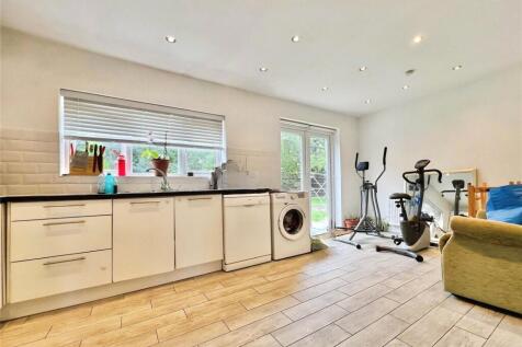 #yourmoveswanley