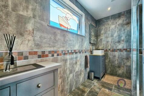 Ensuite Shower