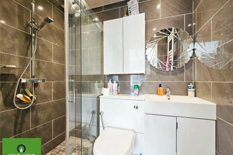 Ensuite Shower/Wc