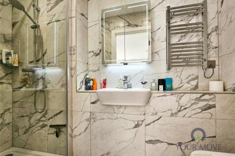 En Suite Shower Room