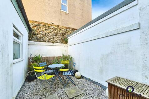 Courtyard Garden