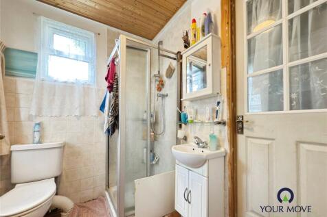 Ensuite Shower Room