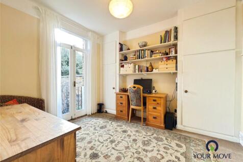 Bedroom/Reception