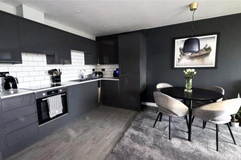 Kitchen/Dining Area