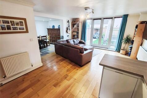 Kitchen/Lounge