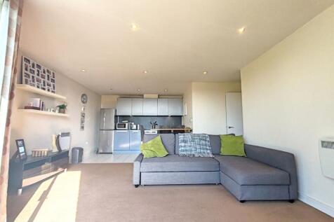 Lounge/Kitchen