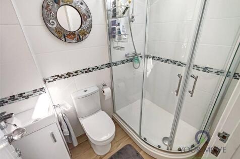 Gf Shower Room