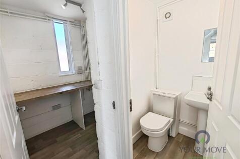 Cloakroom/Utility