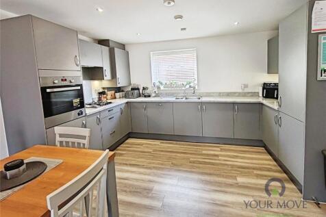 Kitchen/Dining Area