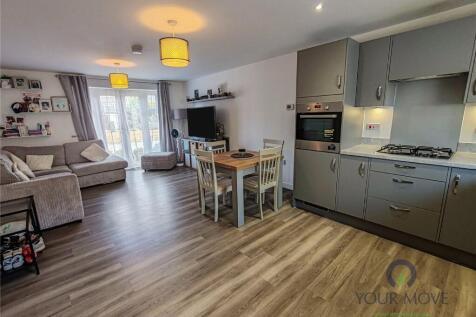 Kitchen/Living Area