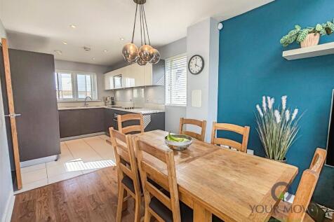 Kitchen/Dining