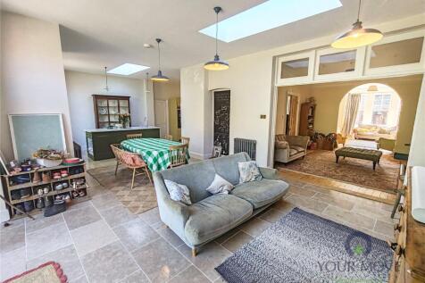 Kitchen/Diner/Living