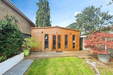 Log Cabin/Office