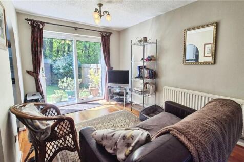 Living Room (1)