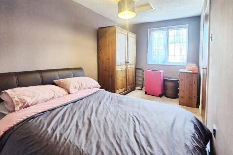 Bedroom (1)