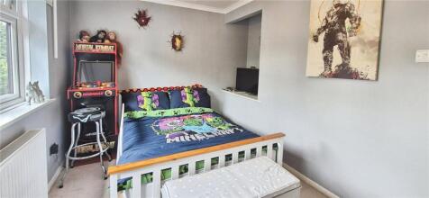 Bedroom 2 (3)