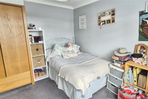Bedroom 2 (1)