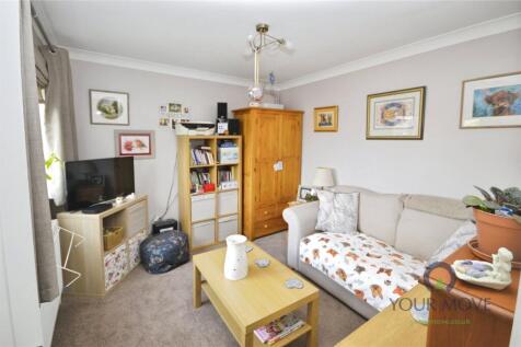 Bedroom Three / Snug