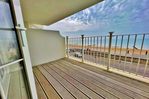 Lounge Balcony