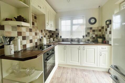 Bungaow Kitchen