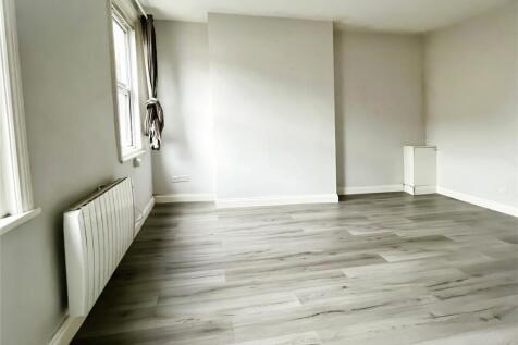 Studio Room