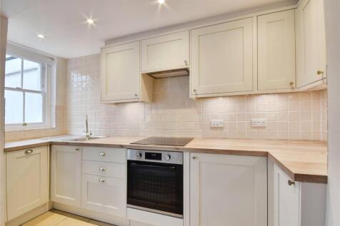 Reception/Kitchen