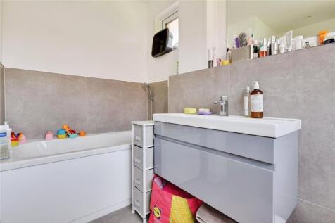 Bath/Shower Room