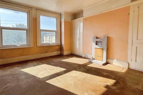 1st Floor Reception