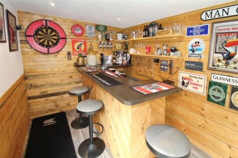 Bar/Man Cave