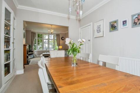 Dining Rm To Lounge