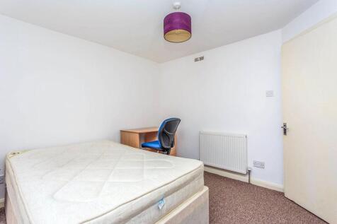 F2 Bedroom
