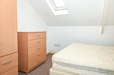 F5 Bedroom