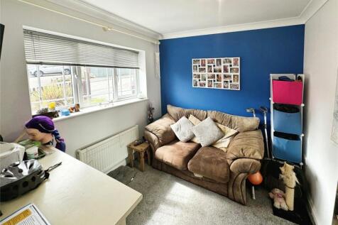 Study/Bedroom 5