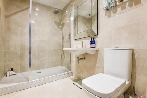 En-Suite 1