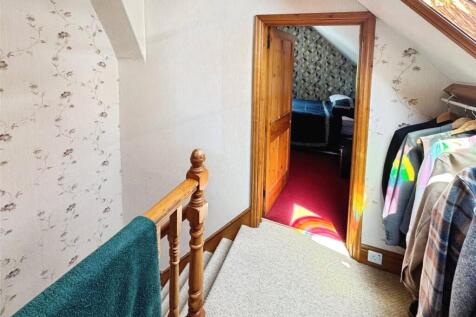 2nd Floor Landing