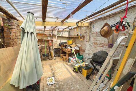 Shed