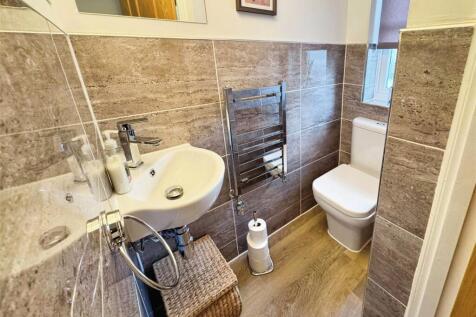 Wc/Cloakroom