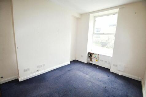 2 - Lounge/Bedroom